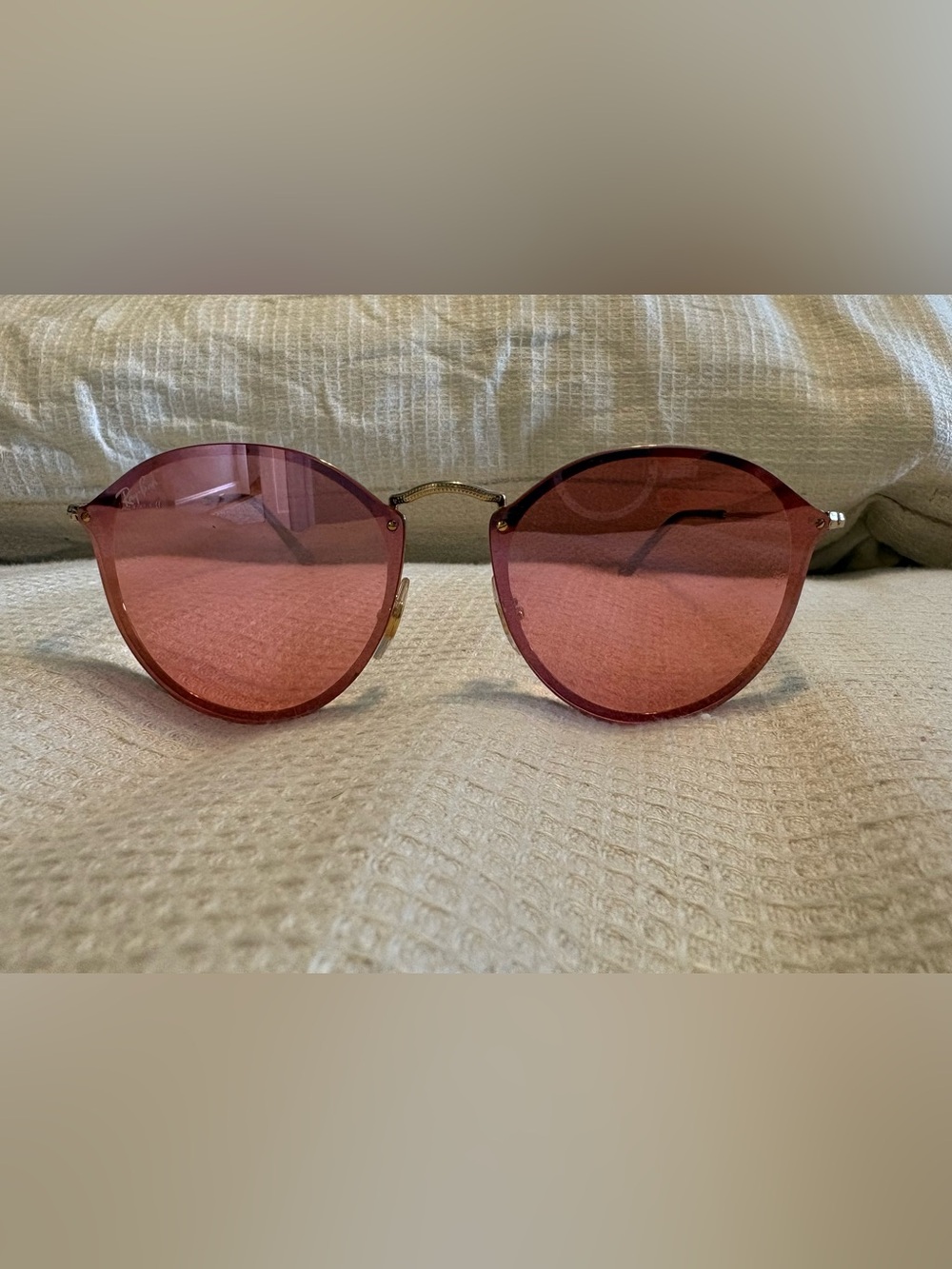Women's Pink Round Sunglasses - Ray Ban